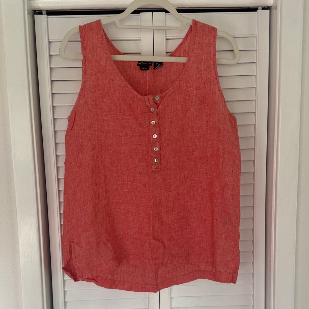 Linen sleeveless top